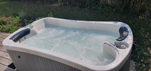 Outdoor spa tub - Villa 4 ch - Calme- Plein Sud- SPA (Merlimont)
