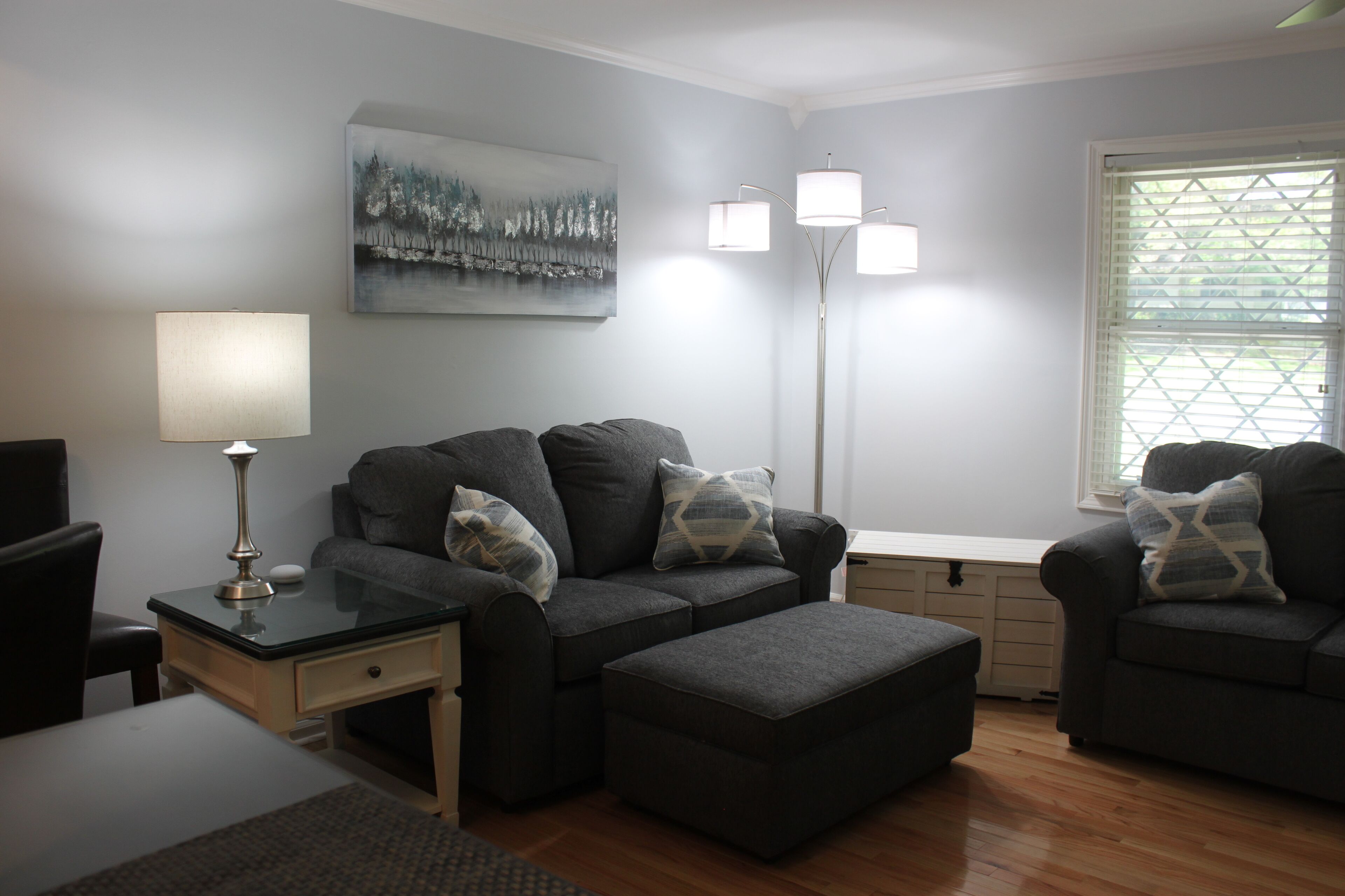 Sunset Getaway - Entire House Sleeps up to 12