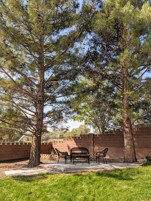 Terrace/patio - Sunny Zion Family Escape (La Verkin)