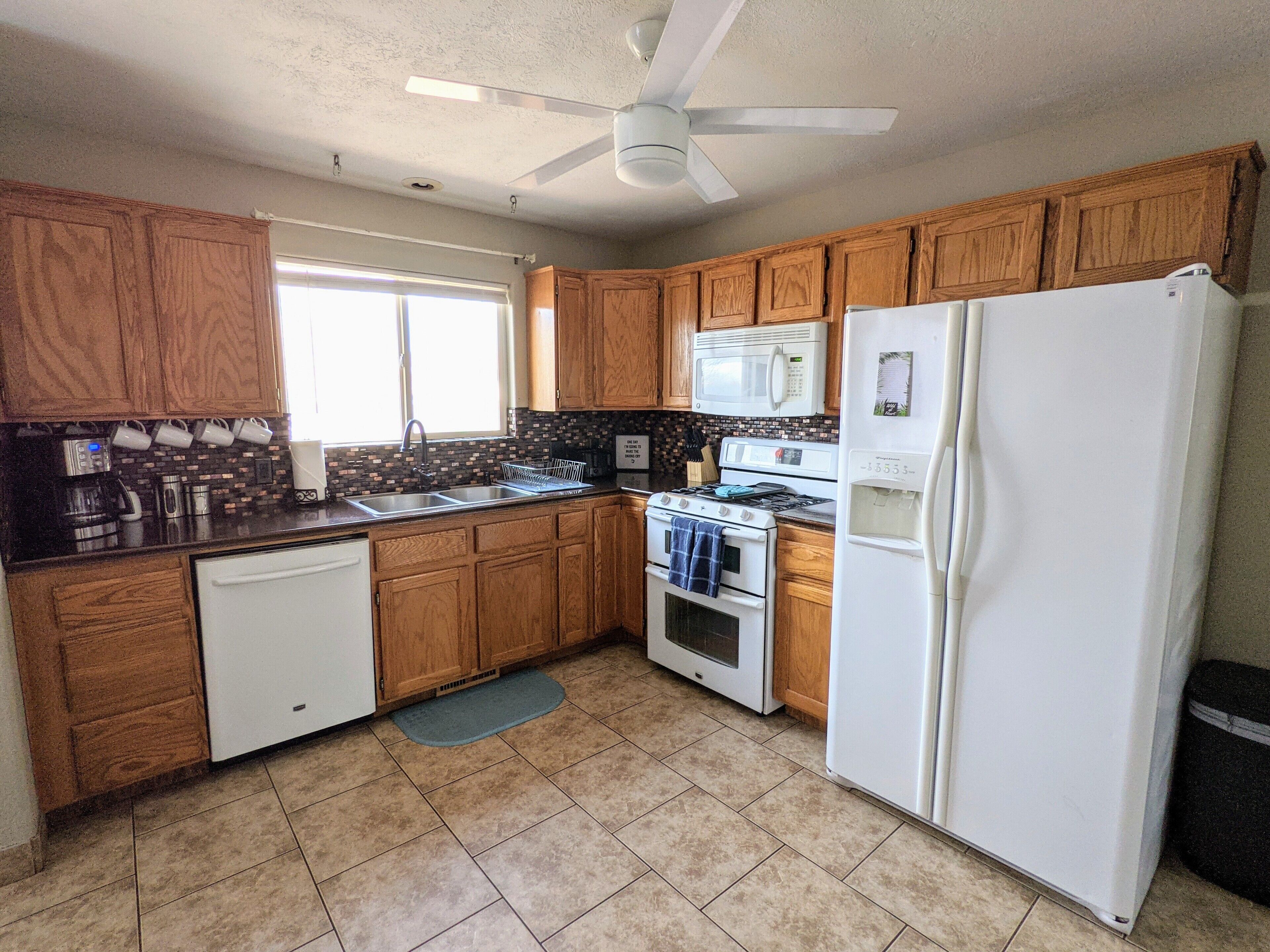 Comfortable home with a spacious yard only 20 min drive from Zion Natl Park