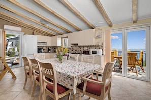 Dining - Pretty villa with above ground pool, magnificent sea views (Plomin - Zagorje)