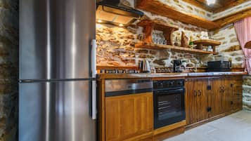 Family Chalet | Private kitchen