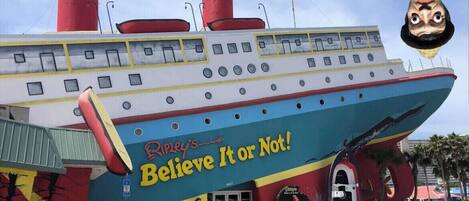 A large, colorful ship-themed building with the text "Ripley's Believe It or Not!"