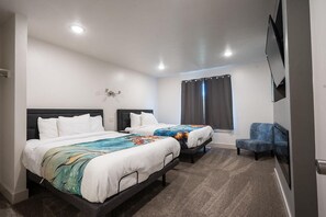 3 bedrooms, iron/ironing board, travel cot, free WiFi