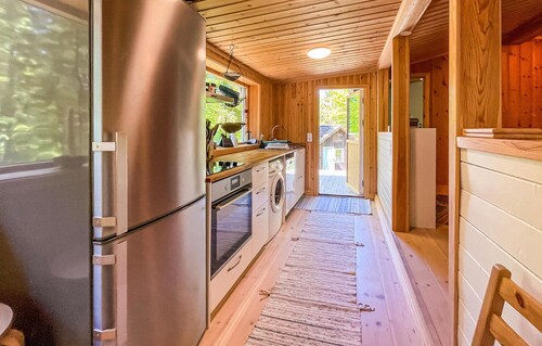 Gorgeous home in Mollaryd with WiFi