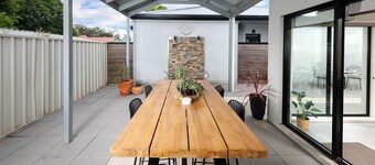Little Palace on Buckingham - Private and quiet two bedroom, two bathroom apartment