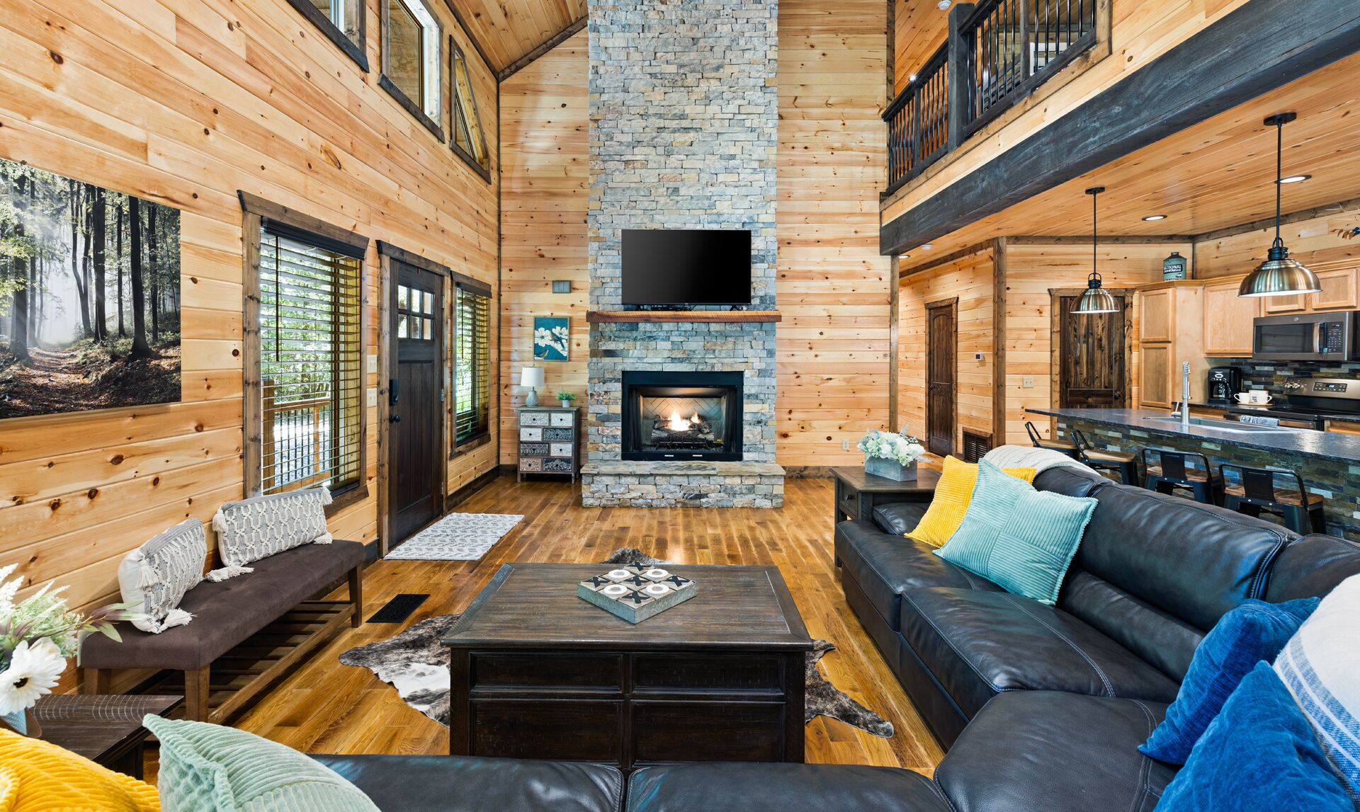 2021 Rustic meets Modern Retreat! Trees Galore Huge Deck Hot Tub Fire Pit Arcade