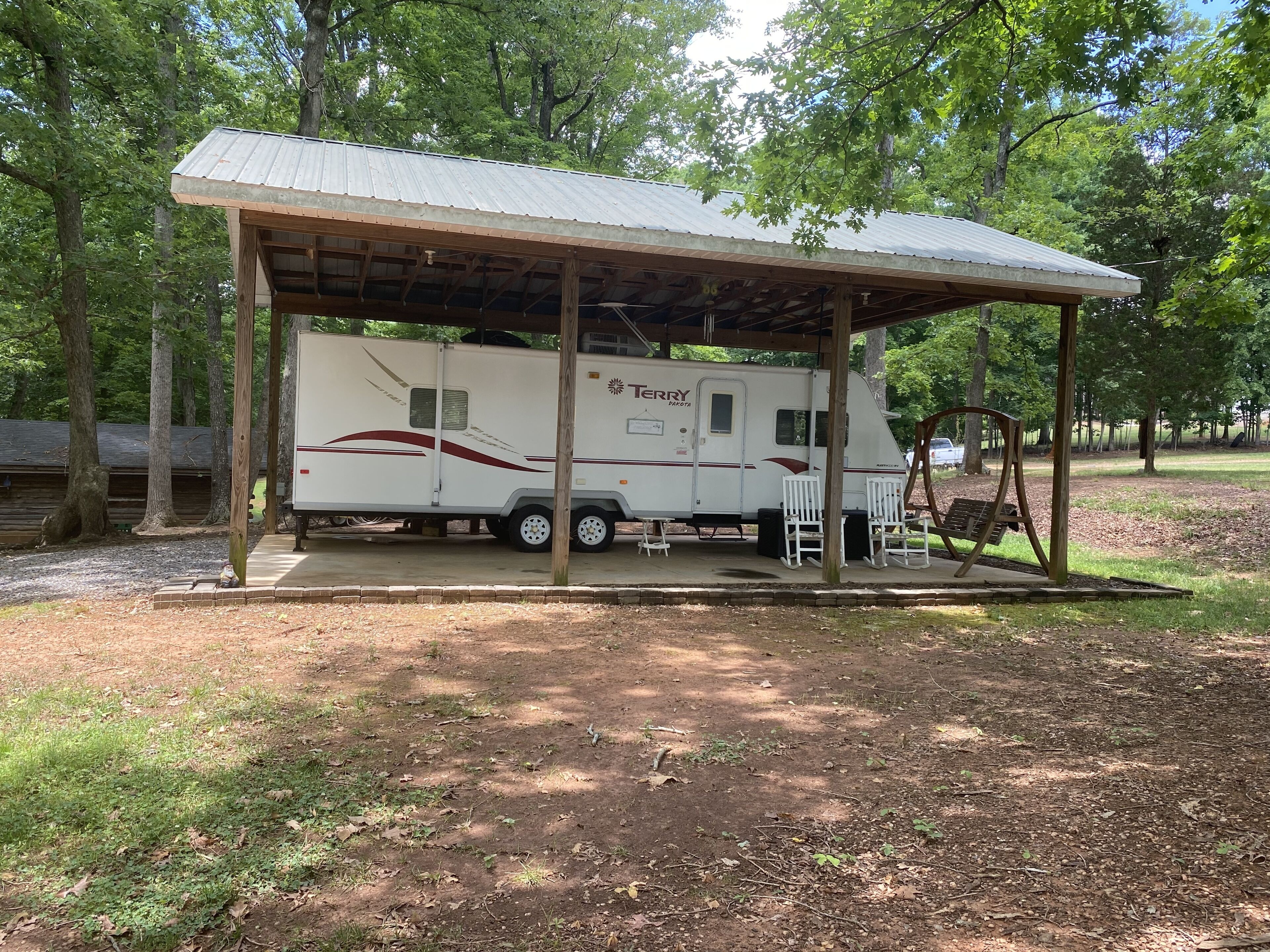 Lake Wylie Camper… Terry Dakota 