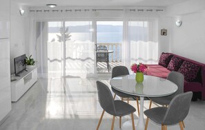 Interior - Stunning apartment in Senj with kitchen (Senj)