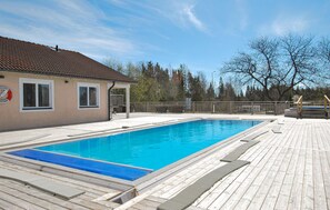 Pool - Lovely home in Kosta with kitchen (Kosta)