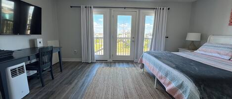 4 slaapkamers, een strijkplank/strijkijzer, gratis wifi, beddengoed
