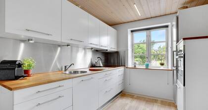 Awesome apartment in Hejls with kitchen