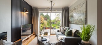 Exclusive Large Luxury House - Sleeps 9 - Five mins to NEC, BHX, Resorts World