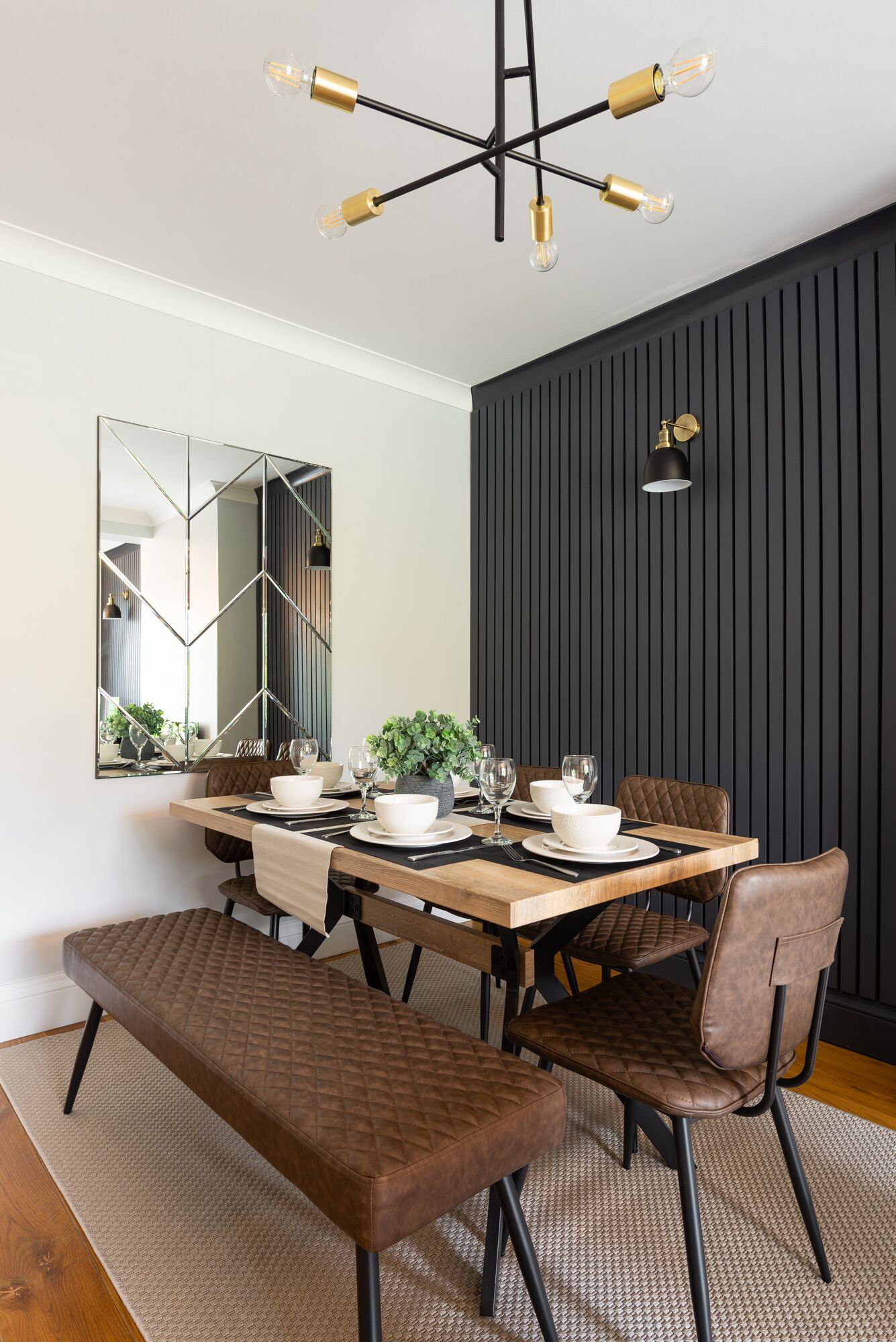 *New Exclusive* Stylish Luxury House - Sleeps 9