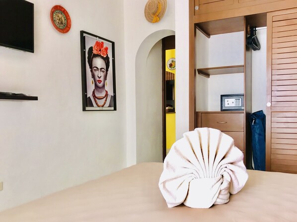 7 chambres, coffre-fort, accès au Wi-Fi (inclus), literie fournie
