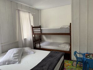 3 bedrooms, WiFi