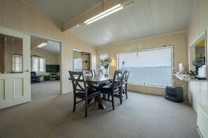 Comfort Villa | Living area | Flat-screen TV, heated floors - Sea Side House Toya (Toyako)