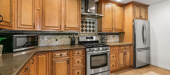 Santa Barbara Estate 77645 Mountain PD