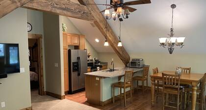 Privacy and Views in Swan Valley - Short Drive to Victor and Jackson