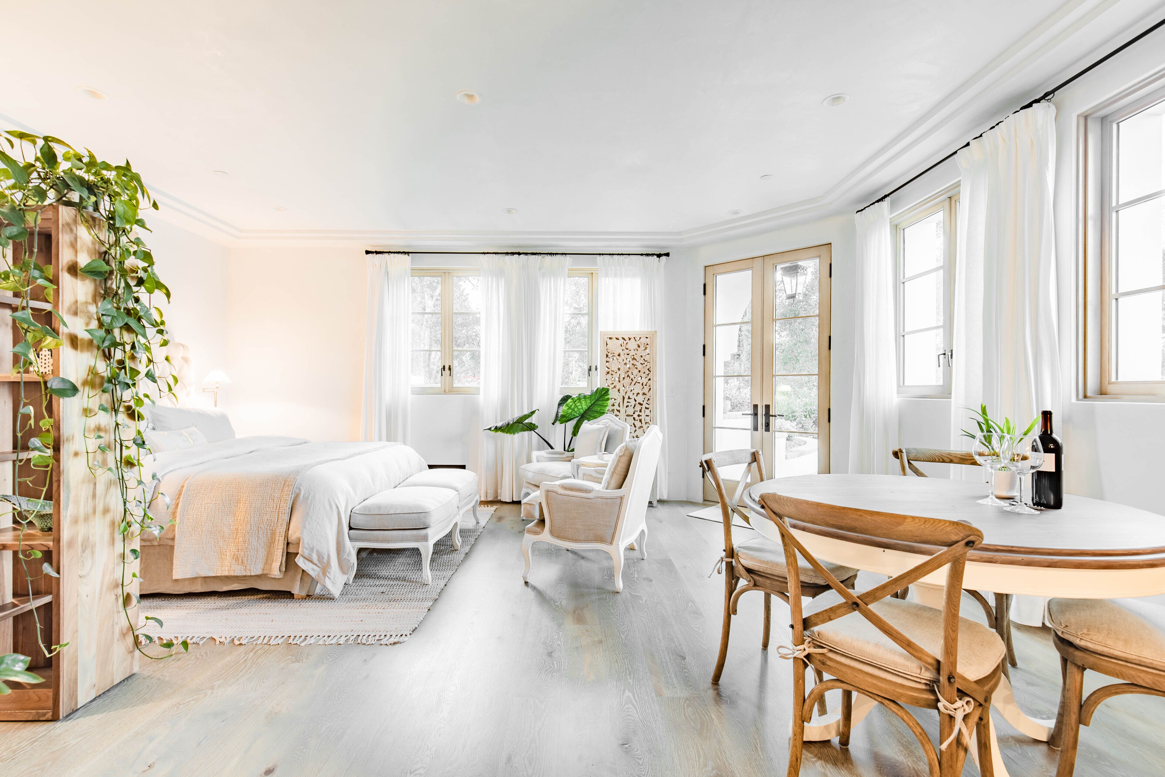 Estately Plausibility of Simplicity