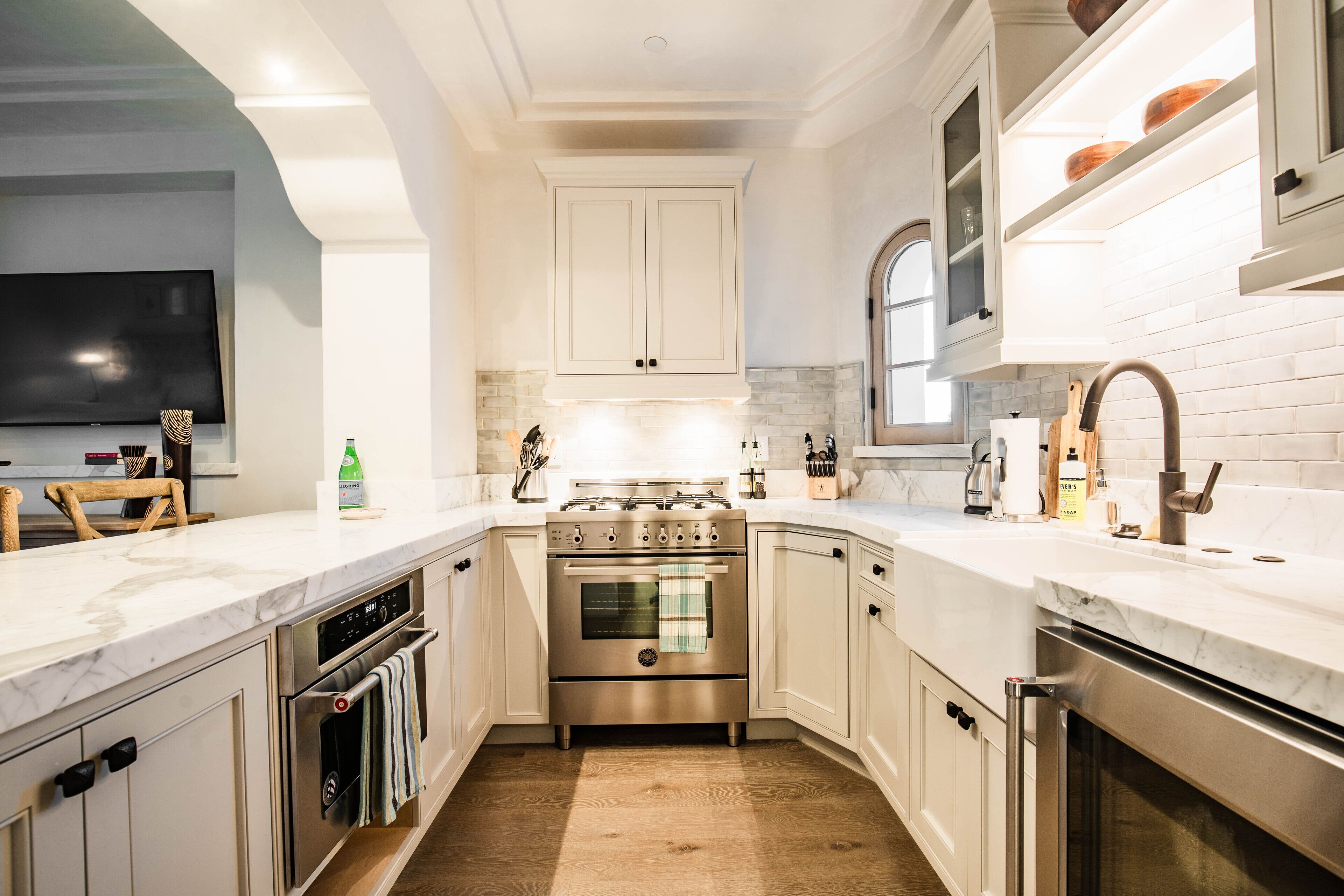 Estately Plausibility of Simplicity