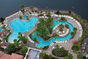 Utomhuspool