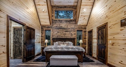 Paradise Pines - Relax & unwind.