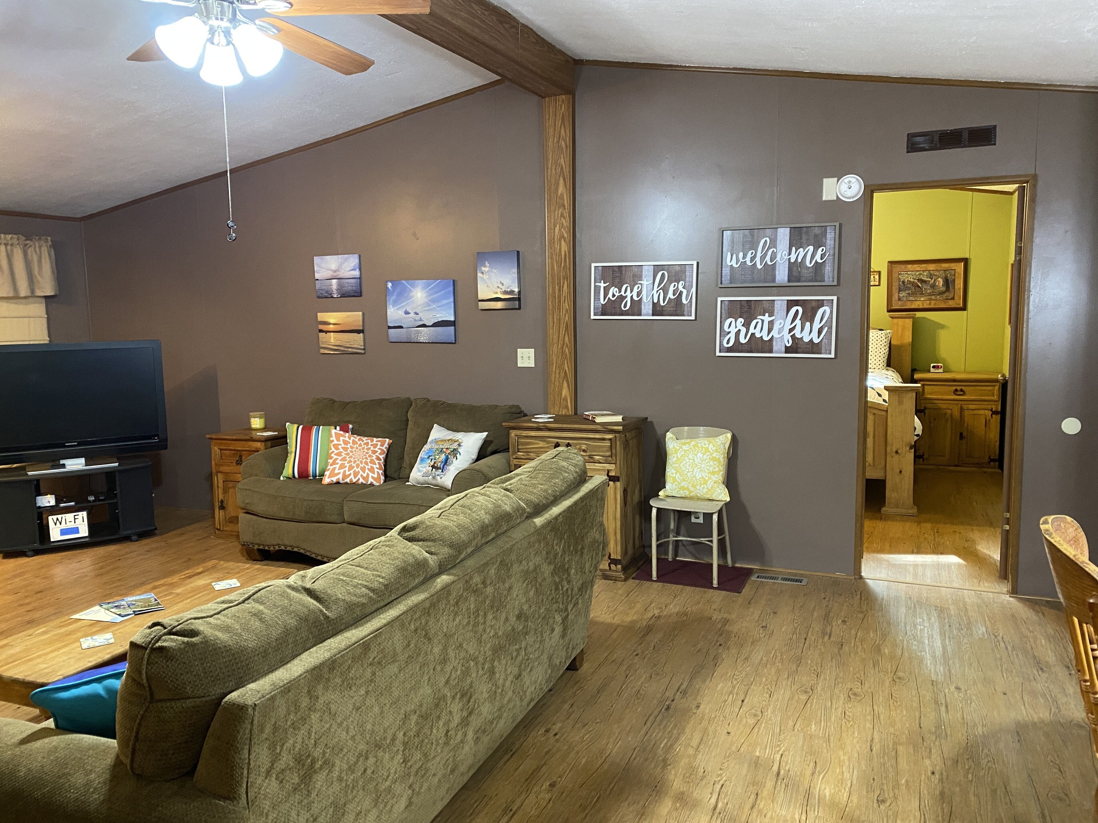 Lake House - 3 Bedroom 2 full baths - Lake Ouachita just 1 mile on Twin Creek Rd