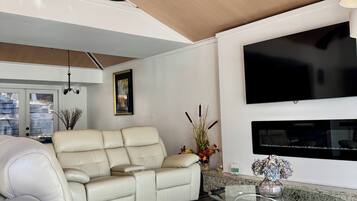 TV connectée, cheminée