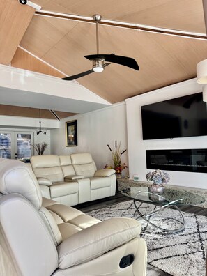 Téléviseur connecté, foyer