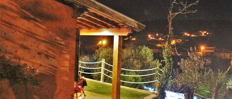 Room, 1 Bedroom, Accessible, Balcony | Living area