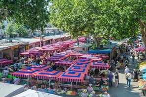 Property grounds - Castle View in Deluxe Room - Hotel Rose Split (Split)