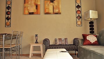 Apartment, 2 Bedrooms | Living area
