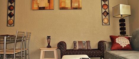 Apartment, 2 Bedrooms | Living area