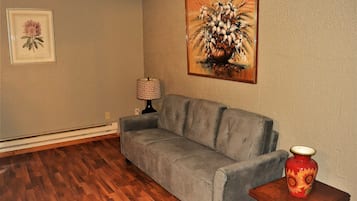 Apartment, 2 Bedrooms | Living area