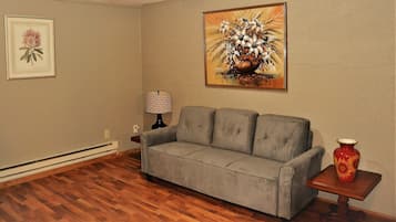 Apartment, 2 Bedrooms | Living area