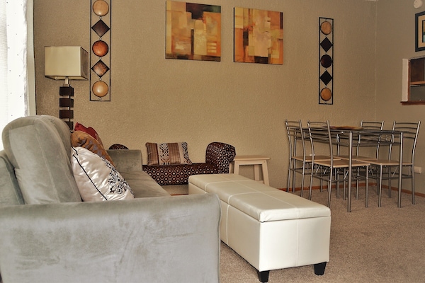 Apartment, 2 Bedrooms | Living area
