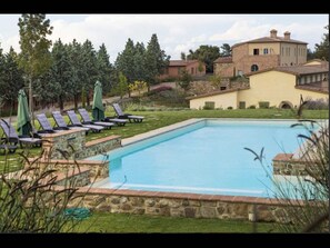 Maison, 2 chambres, balcon | Piscine