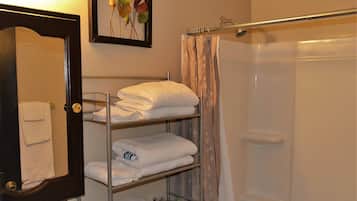 Apartment, 2 Bedrooms | Bathroom