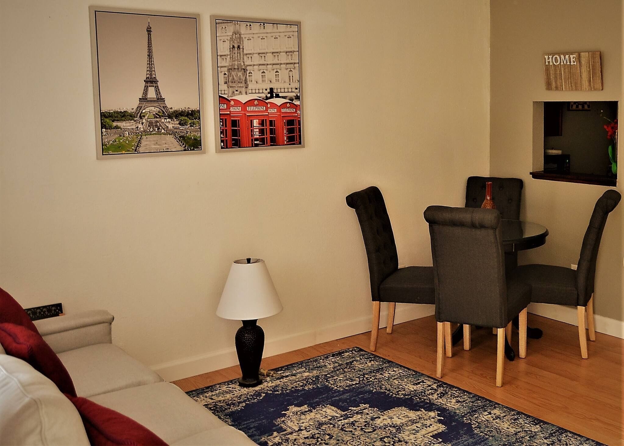 Apartment, 2 Bedrooms | Living area