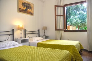 Apartment, 2 Bedrooms, Smoking, Patio