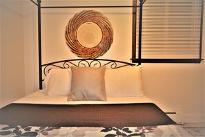 2 bedrooms - Arhaus 3 Serene Two-bedroom Retreat (Grand Forks)