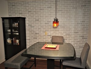 Apartment, 2 Bedrooms, Balcony | Dining