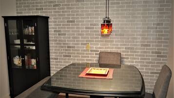 Apartment, 2 Bedrooms, Balcony | Dining
