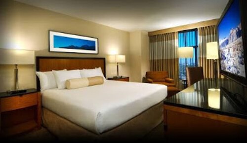 Room-royal View Hotel Suite