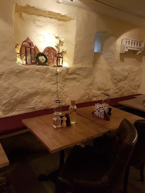 Dining - "room in Guest Room - Hotel Tre små rum - Twin Room With Shared Bathroom" (Stockholm)