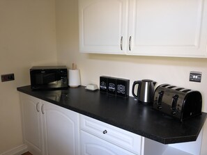 Appartement, 1 chambre, patio, vue jardin | Intérieur