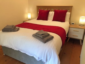 Apartment, 1 Bedroom, Patio, Garden View