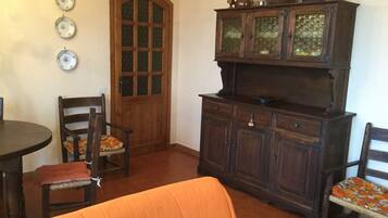 Casa, 3 camere da letto, fumatori | 3 camere, lenzuola