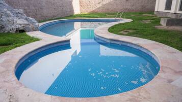 Kamar, 1 kamar tidur, Boleh Merokok | Kolam renang